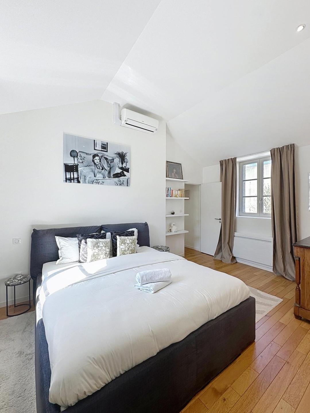 So Guest- Pepite De Charme Proche Cathedrale, Climatisation Parking Apartamento Reims Exterior foto